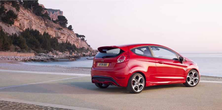  Ford Fiesta ST 2012 года  (фото 12 из 13)